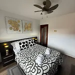 Apartman Away From - Zorilor *