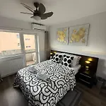 Away From - Zorilor Apartman *
