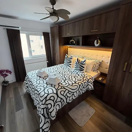 Away From - Zorilor Kluž