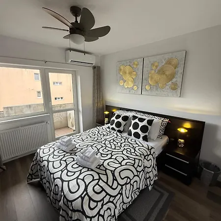 Away From - Zorilor Apartment *