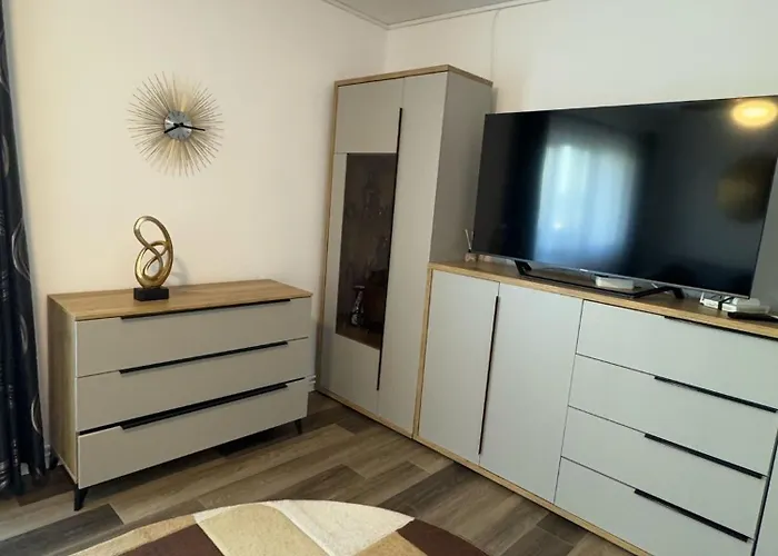 Away From - Zorilor Kluž