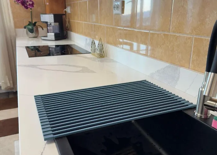 Away From - Zorilor Apartmán Kluž